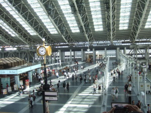 P11エスカーション大阪駅大きな屋根0806